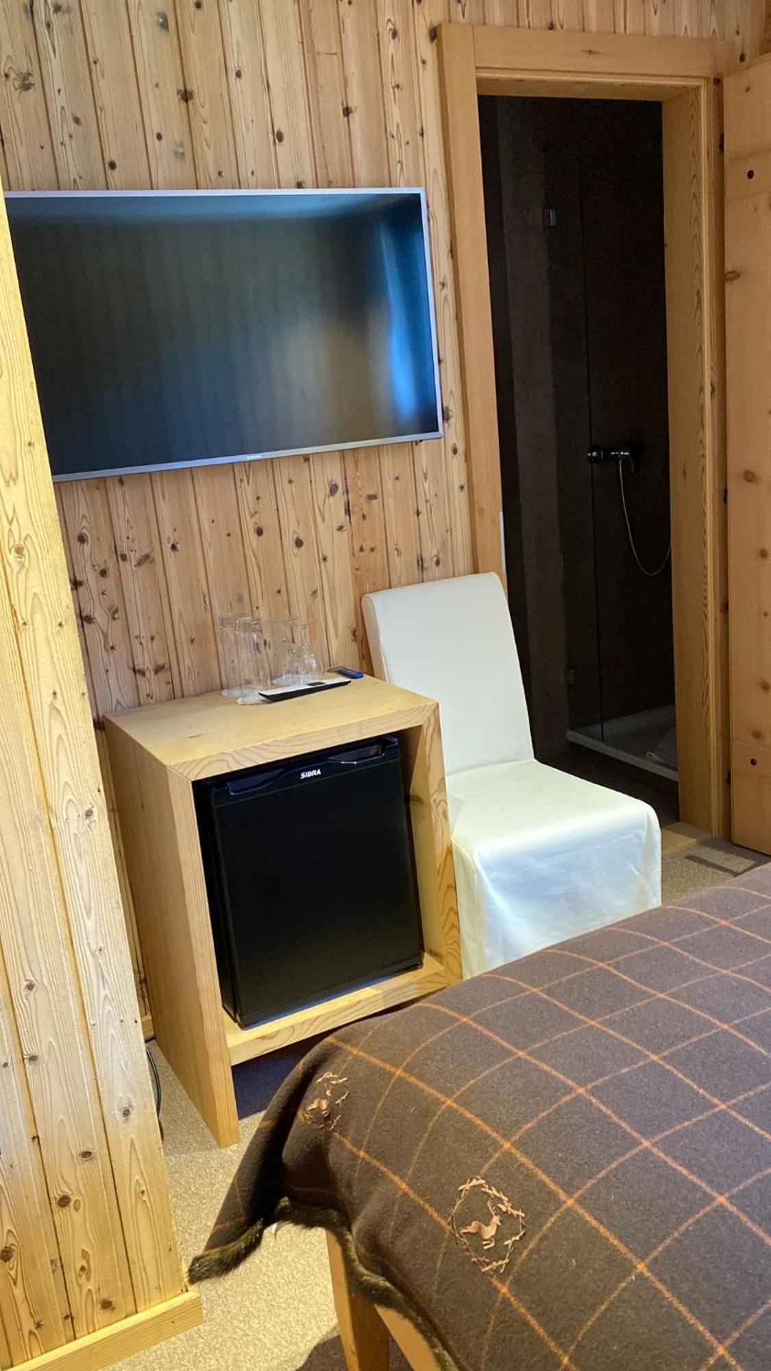 Hotel Sanetsch Gsteig Eksteriør billede